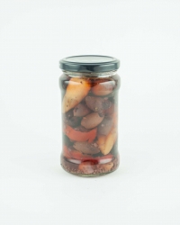 Kalamata pitted olives with peppers